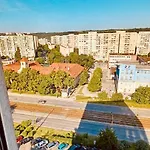 Modern Apartment, 300m From Main Street And Aupark Lägenhet *