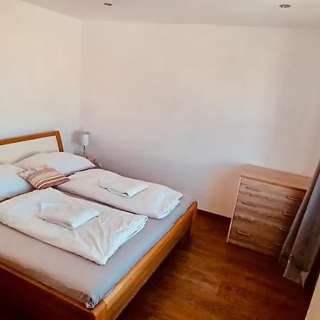 Modern Apartment, 300m From Main Street And Aupark Apartment Kosice