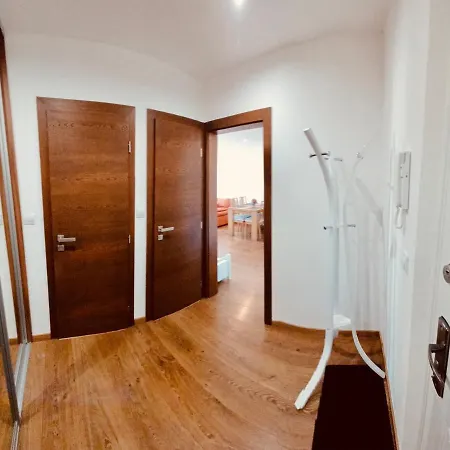 Modern Apartment, 300m From Main Street And Aupark